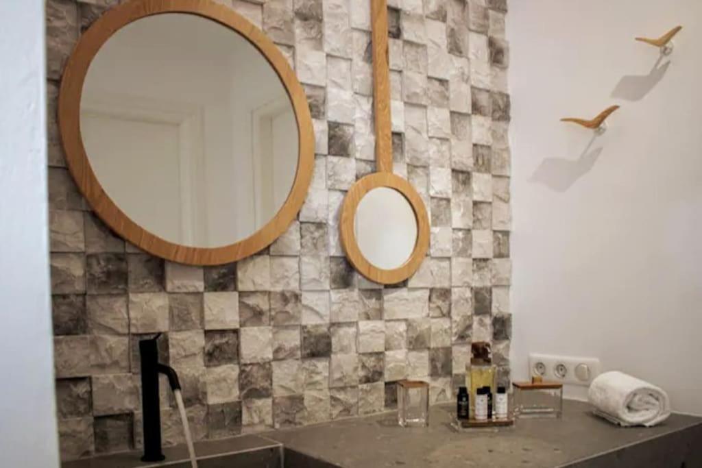 Aurora Apartment Pera Gyalos المظهر الخارجي الصورة